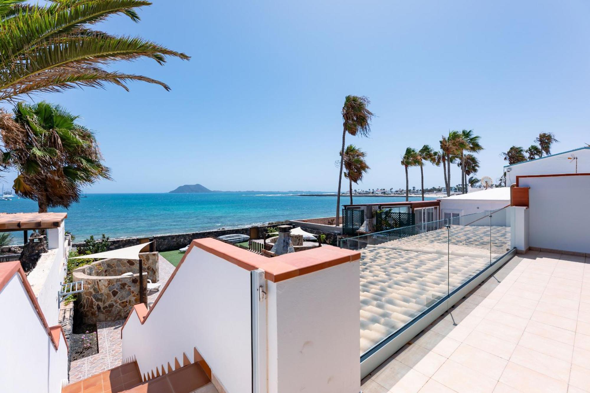 Villa Marina I Beachfront Corralejo By Holidays Home Exterior photo